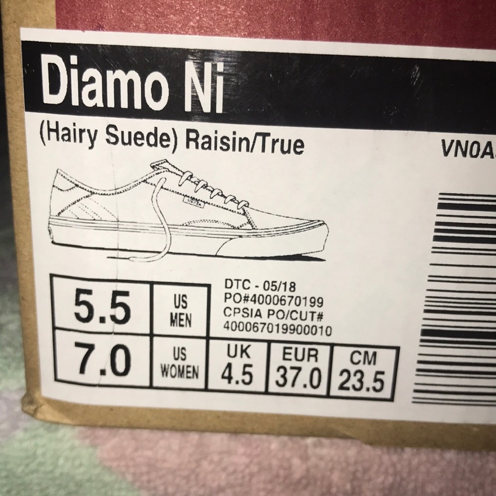 >💟DIAMO NI HAIRY UNIQUE STYLE SUEDE RAISIN TRUE WHITE LACE UP BRAND NEW 😍VANS - Picture 6 of 15